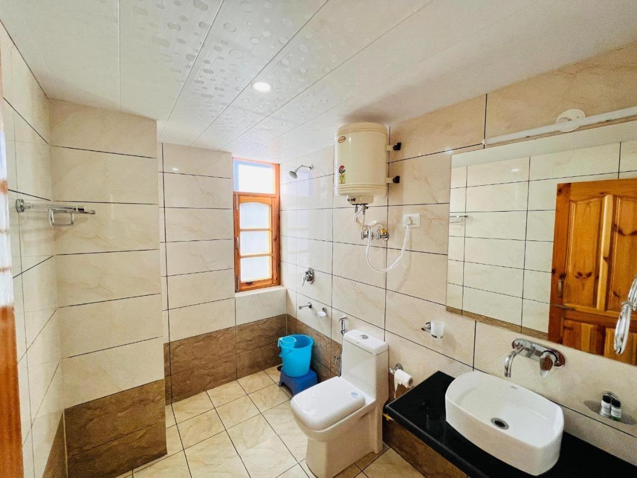 מלון מנאלי The Rohtang Chalet מראה חיצוני תמונה