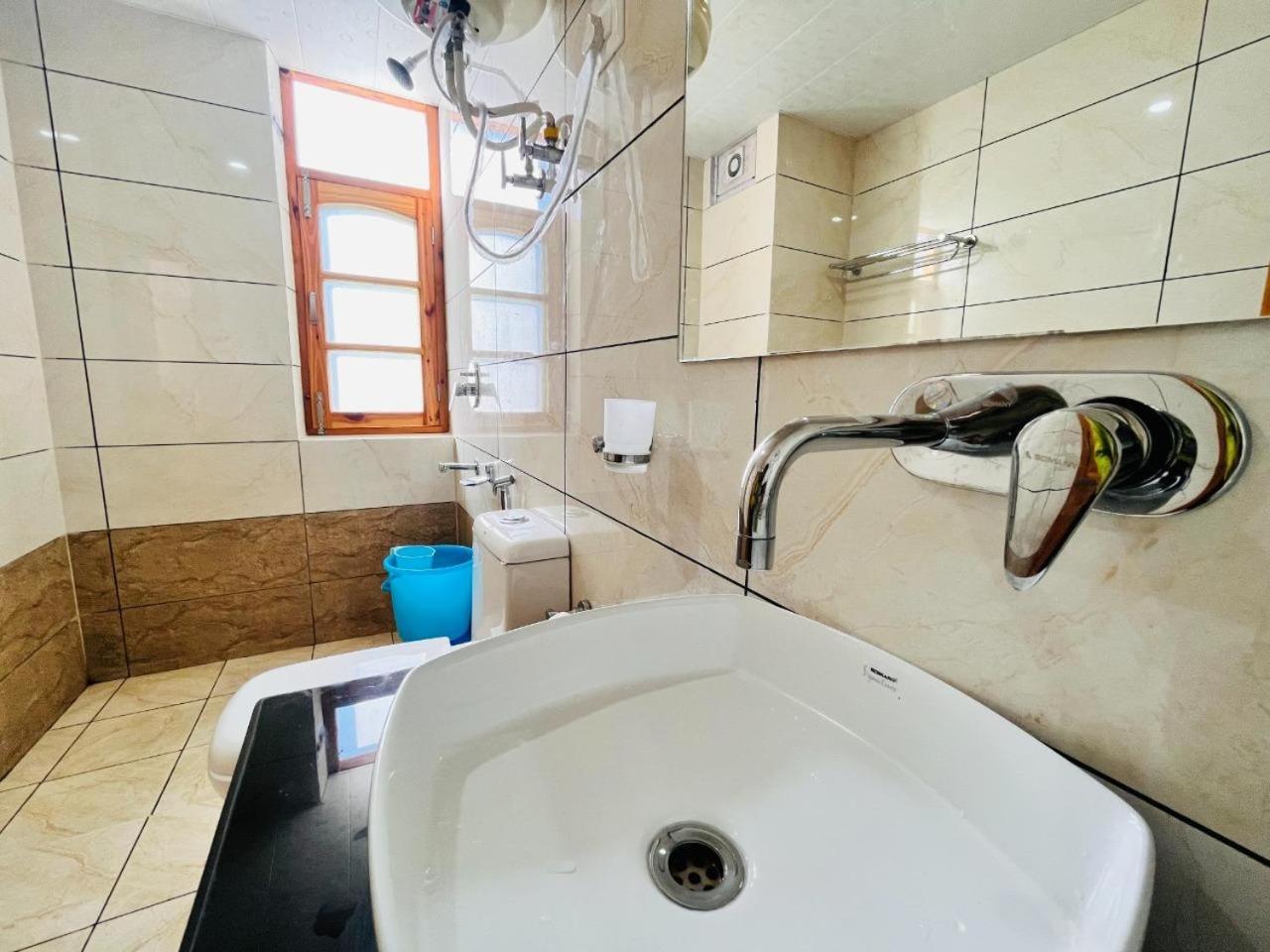 מלון מנאלי The Rohtang Chalet מראה חיצוני תמונה
